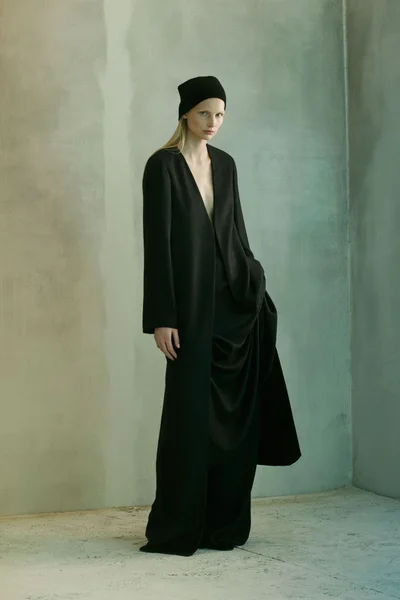 Look 10